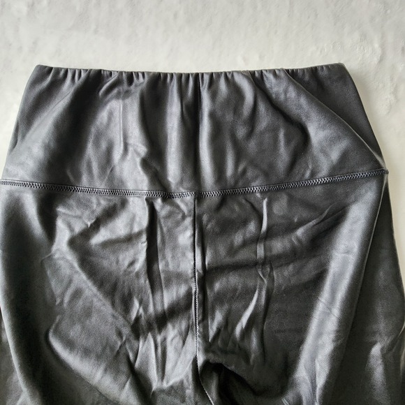 Wilfred Free Daria Pants Womens Large Vegan Leather Pleather Leggings Aritzia - Picture 8 of 12